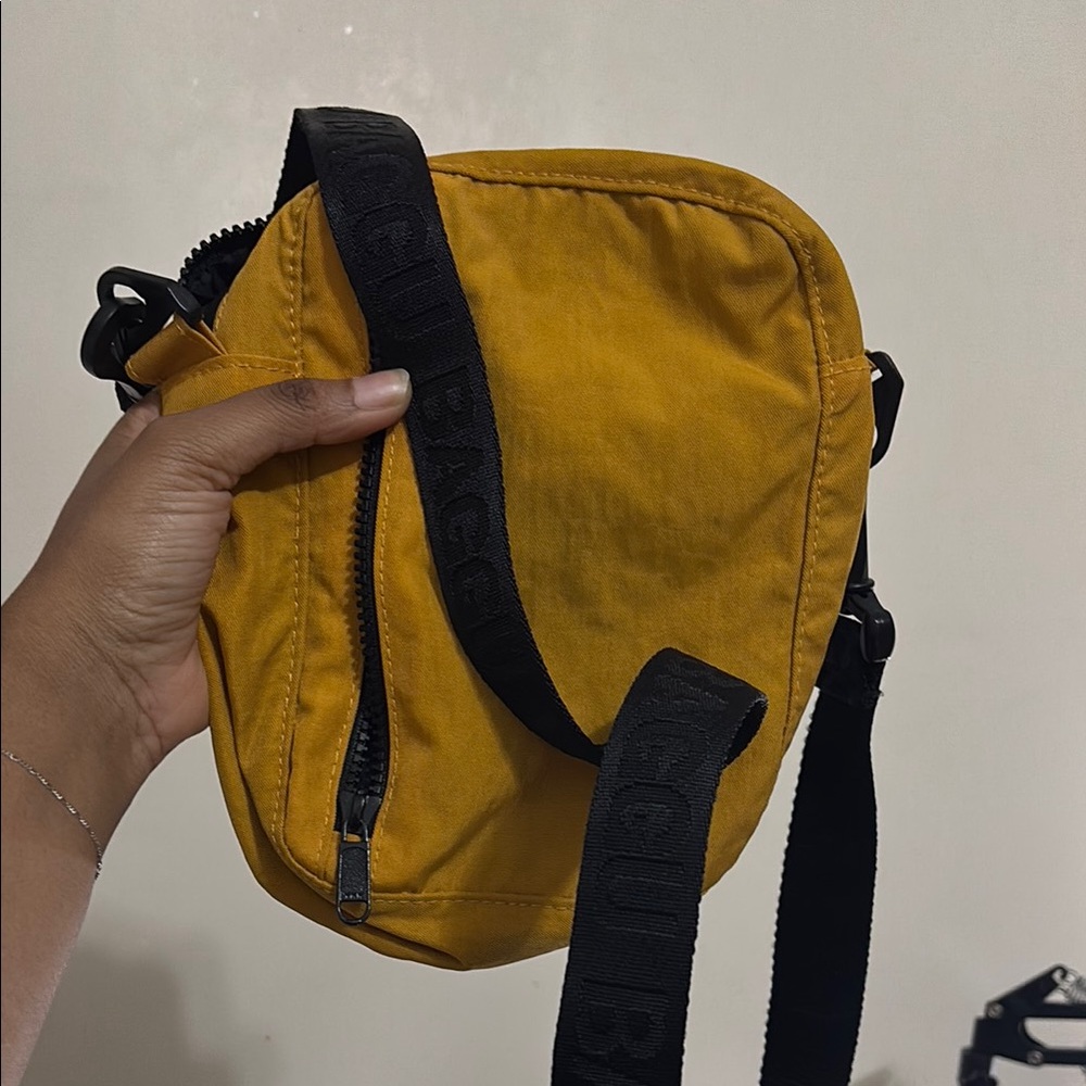 Baggu Sports Crossbody - Turmeric